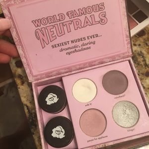 BENEFIT PALETTE. BARELY USED.